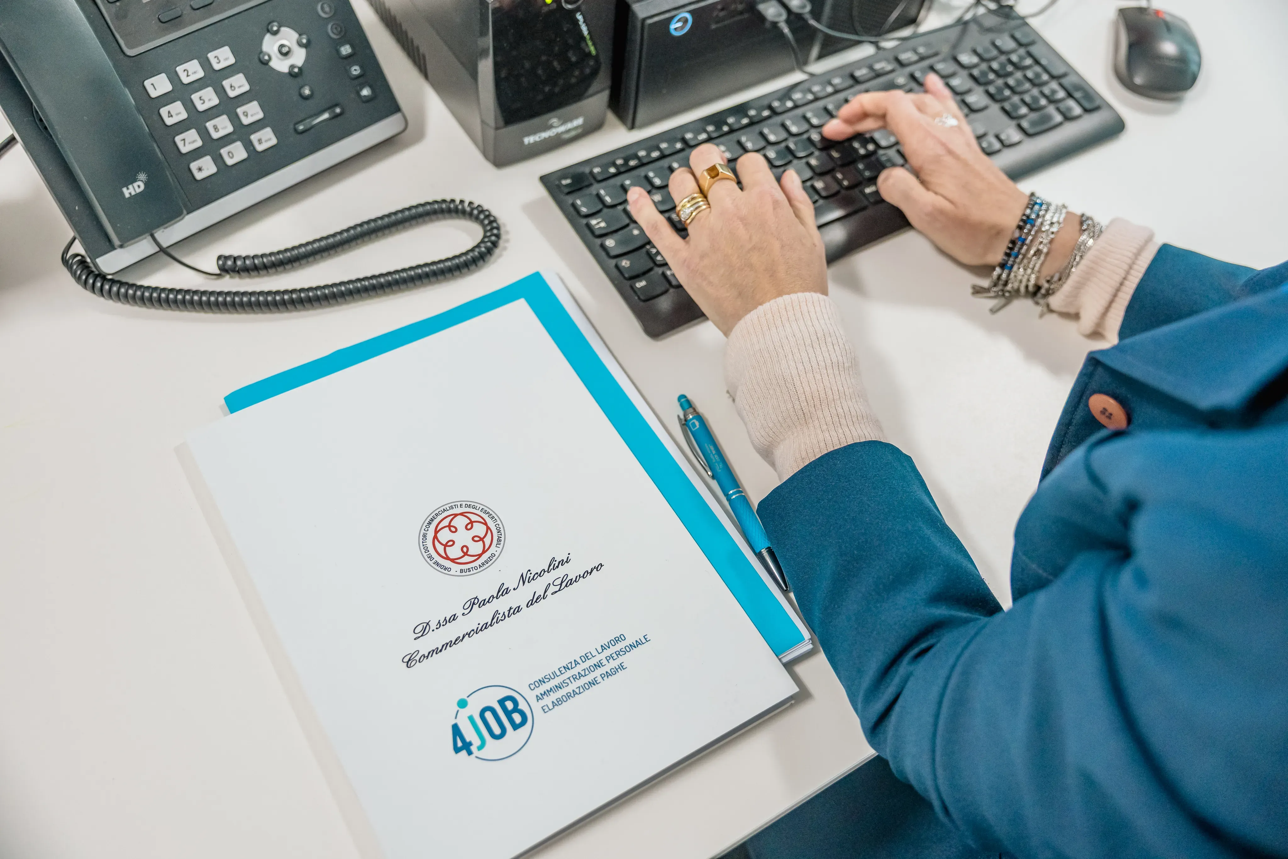 Consulenza per l'amministrazione del personale e gestione contratti